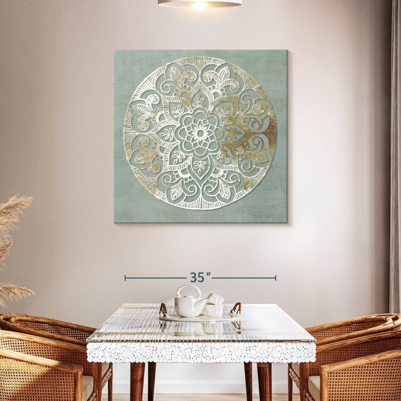 Kerner Encore, 39" H x 39" W