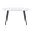 Utilisant un mécanisme télescopique intelligent, ce plateau de table en panneau de fibres à densité moyenne blanc est jumelé à des pieds en métal noir, ce qui donne une surface lisse et délicate. Sa conception unique crée une douceur.