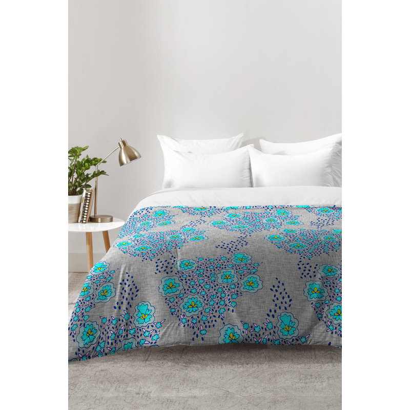 Holli Zollinger Modern & Contemporary Polyester Floral Comforter, Full/Queen Comforter + 2 Standard Shams