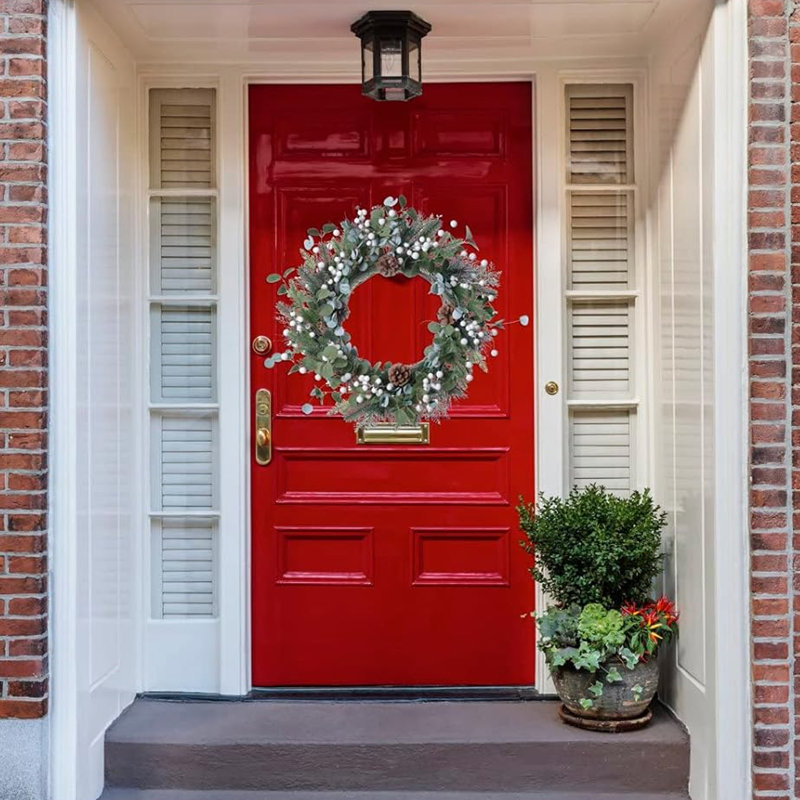 Pinecone Eucalyptus Wreath, 20", Green
