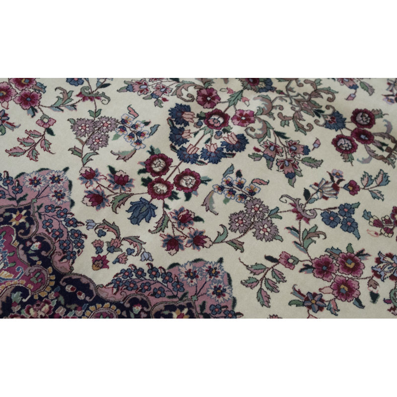 Shah Wool Oriental Indoor Rug