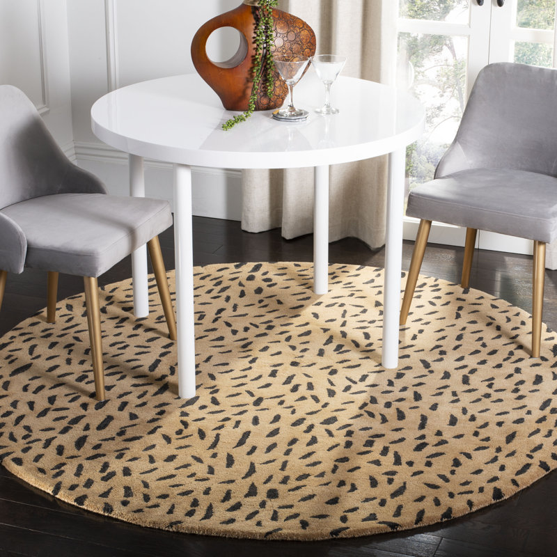 Breanna Hand Tufted Wool Animal Print Indoor Rug, Round 4'