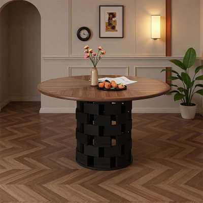 Retro fashion creative dining table