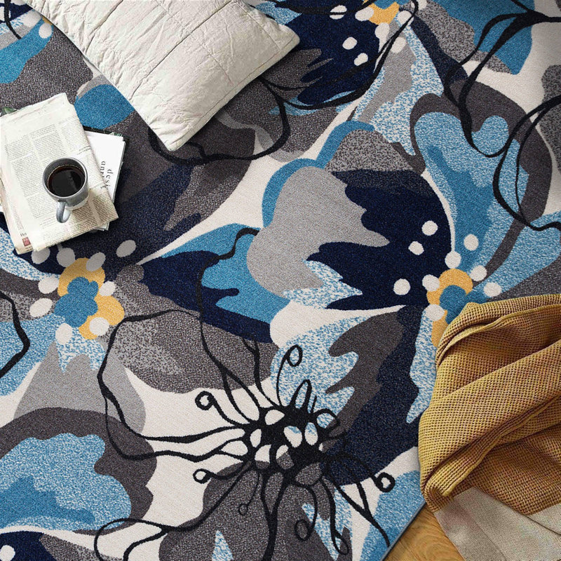Tapis gris / argenté à poil long à motif floral Florentia, Rectangle 1 pi 7 po x 2 pi 5 po