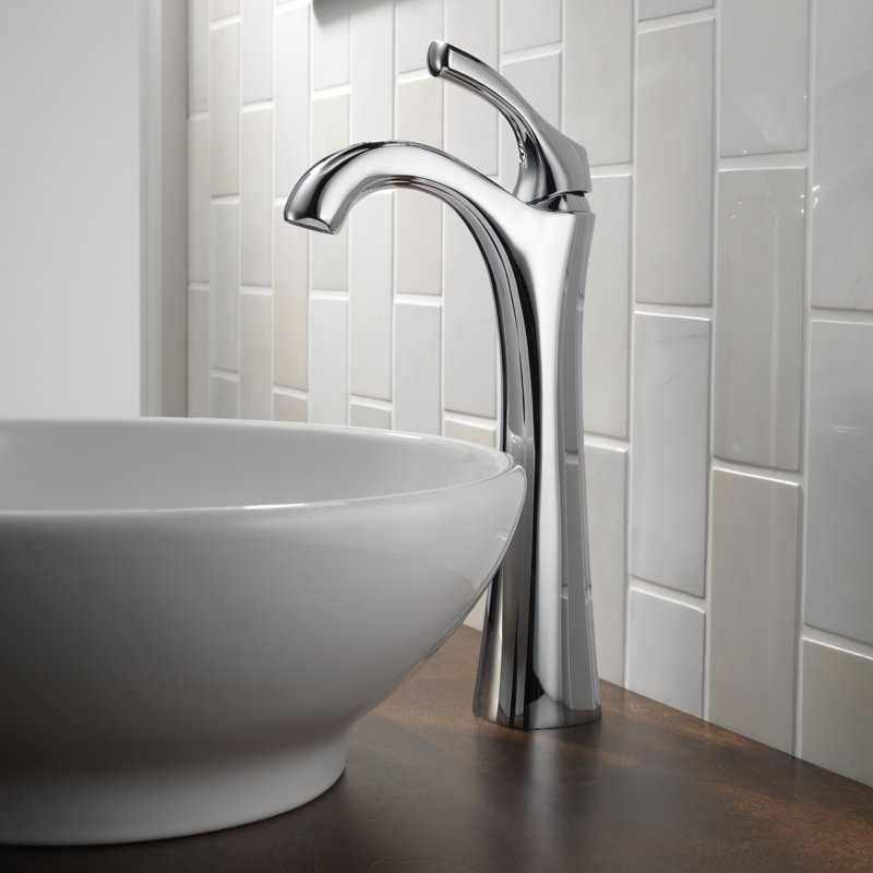 Robinet pour salle de bain à un trou Addison ™, Chrome