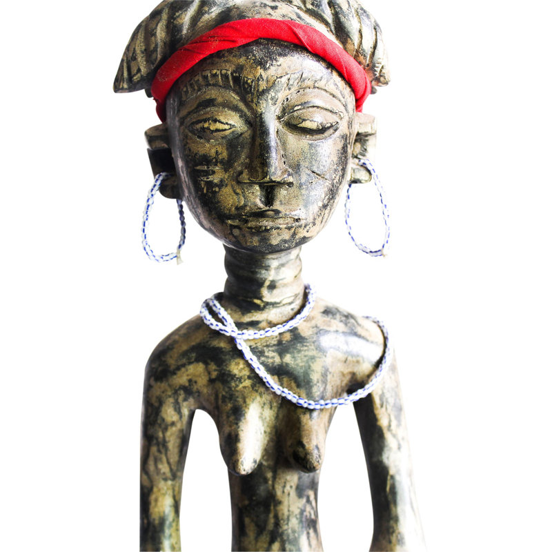 Sculpture femme Novica