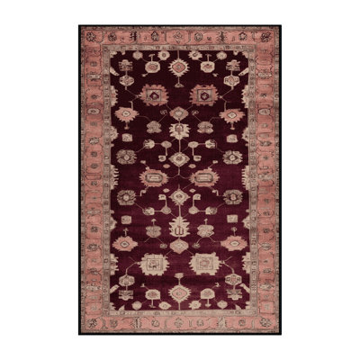 Tapis rouge lavé à la machine