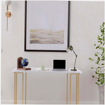 Bureau d'écriture blanc et doré