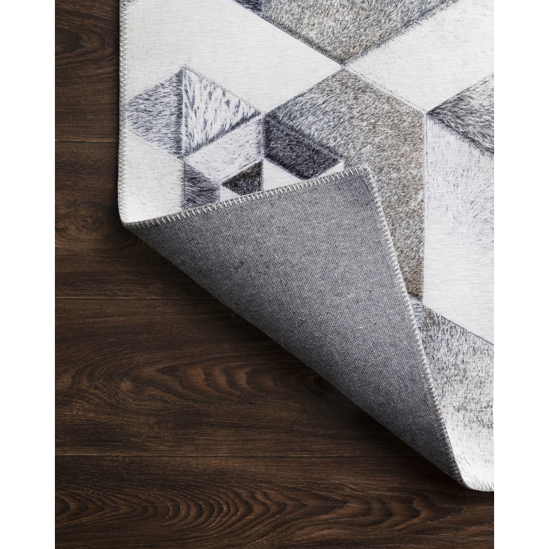 Rogers Geometric Indoor Rug, Rectangle 2'3" x 3'9"
