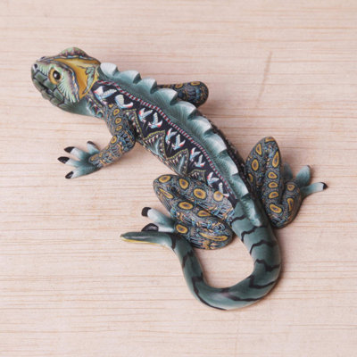Helios Animals Figurines & Sculptures