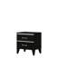 Table de chevet noire avec amplement d'espace pour les accessoires de chambre à coucher
