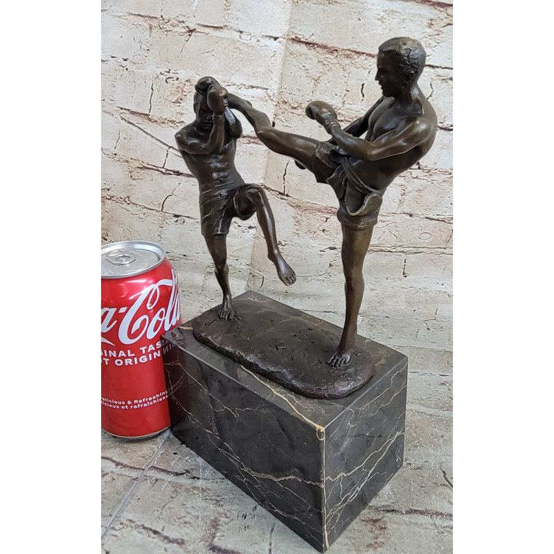 Figurine Yountville Milo Kick Boxer