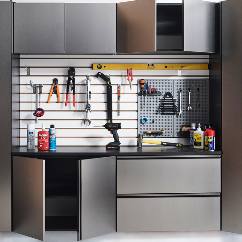 Armoire de garage murale Series. Shut, capacité de rangement riche, eau et chaleur, panneau de teinture Stain Scratch E0, 2 fois plus épais, distinction élégante, fabriqué en gris armoire. Fermeture douce