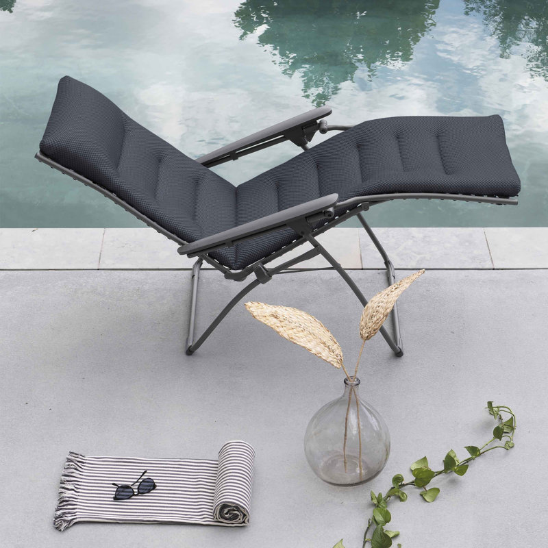 Chaise longue inclinable avec coussins Musielak, Gris foncé