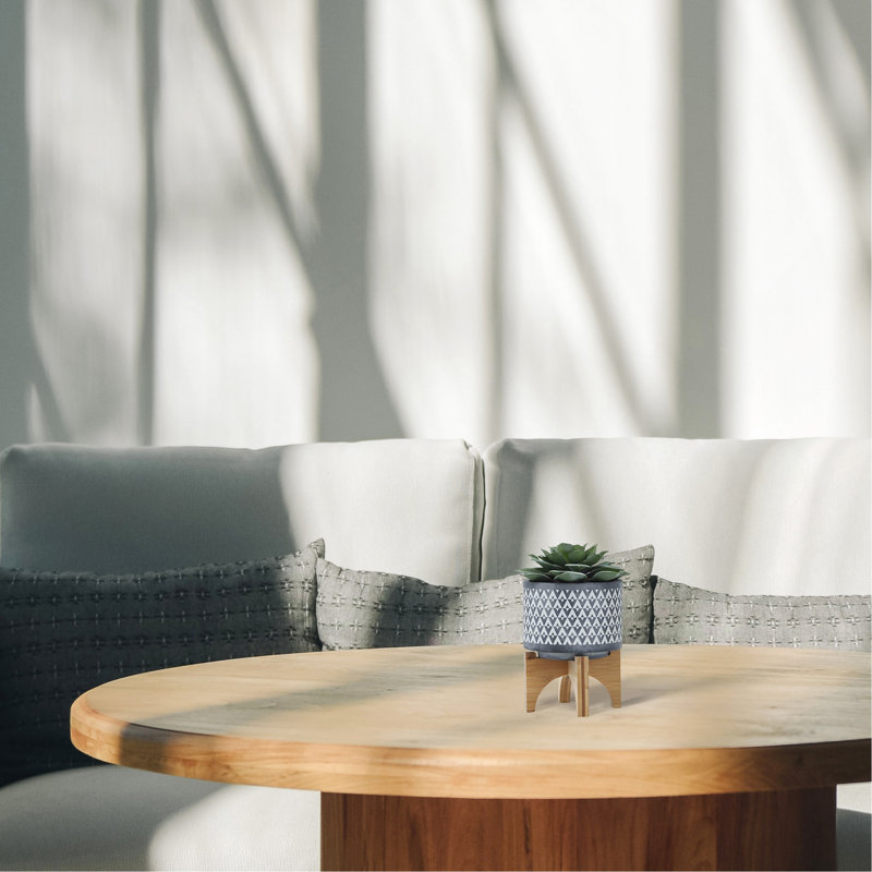 PLATEAU EN CÉRAMIQUE DE 5 po Aztec sur pied en bois, gris