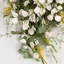 Décoration murale 24 po Artisanat de campagne printemps été vert eucalyptus faux pétales blancs