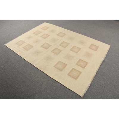 Handwoven Beige Turkish Kilim Rug with Geometric Design for Living Room and Boho Decor