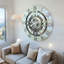 Horloge murale 24 po de taille moyenne pour le salon-123169104