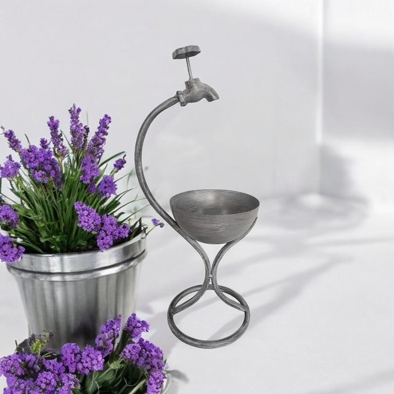 Anisten Metal Statue Planter, Grey