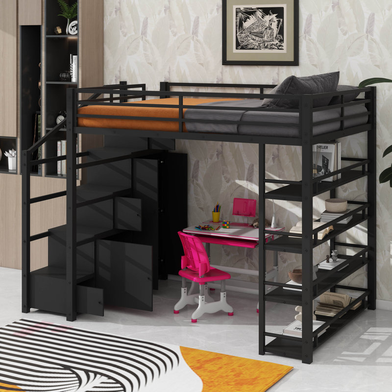 Lit mezzanine double en métal, équipé de tablettes de rangement, d'armoires et d'une armoire