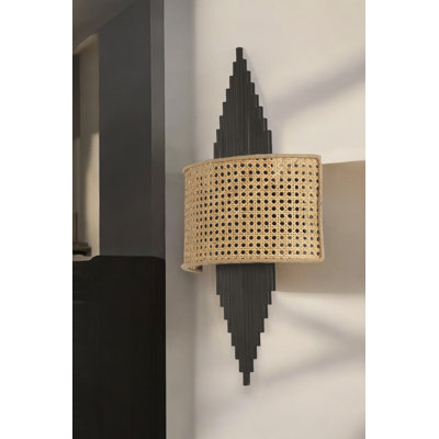 Allyn LED Wallchiere