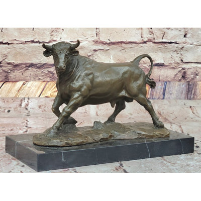 Figurines et sculptures de camélon