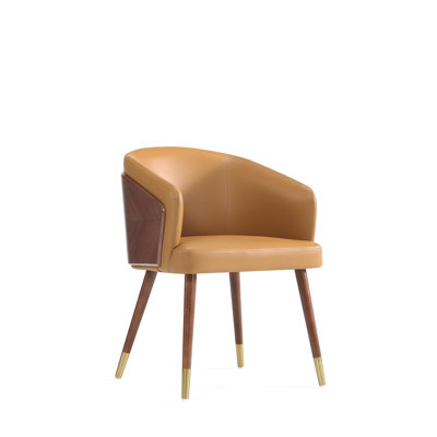 Chaise de salle à manger Modern Reeva revêtue de similicuir avec dossier en bois de hêtre et pieds en bois massif noyer et camal