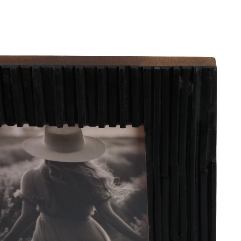 Contemporary Picture Frame - Wood Resin Construction with Textured Linear Design, Durable Single Display Frame for Modern Decor, Crafted with Composite Materials for Lasting Quality