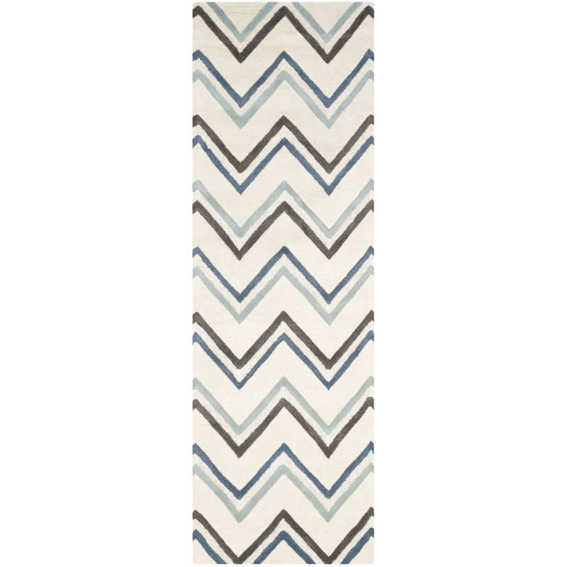 Laquaya Hand Tufted Wool Chevron Rug, Runner 2'6" x 8'