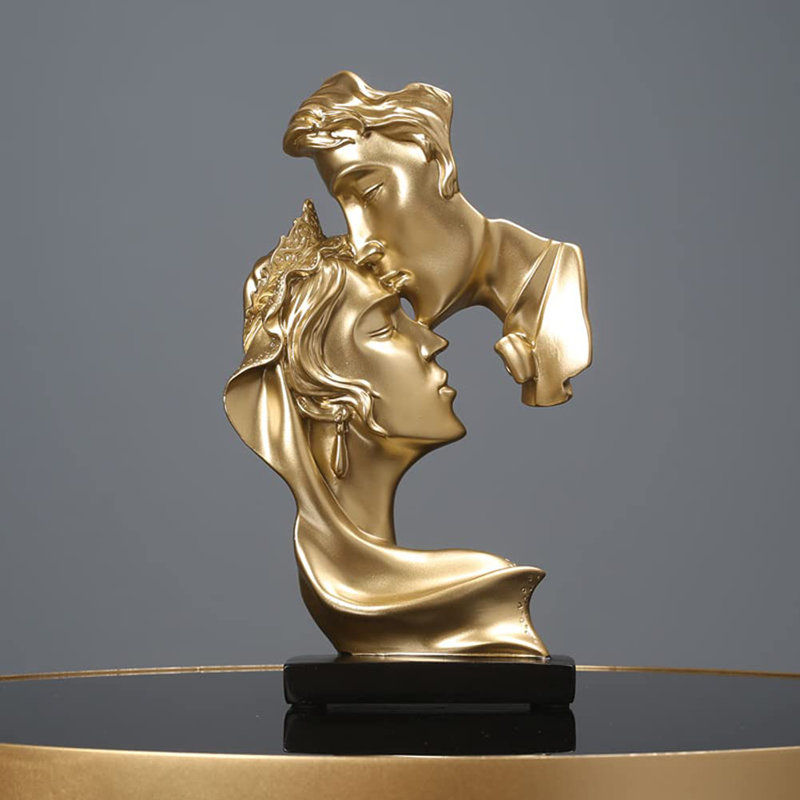 Elodi Statue, Gold