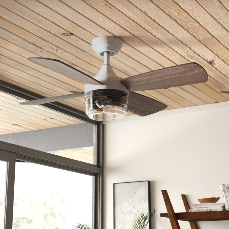 Ventilateur de plafond standard à 4 pales de 42 po de largeur avec télécommande et ensemble d'éclairage inclus Arieonna