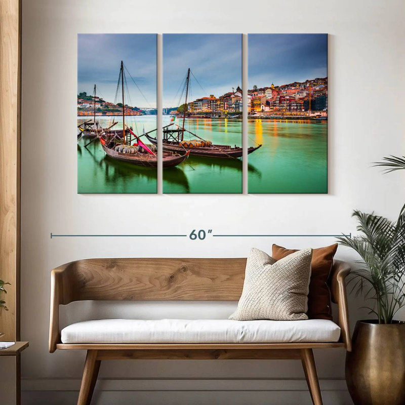 Bateaux Mehar à Porto, H 32 po x l 50 po