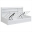 Structure de lit de jour simple avec bibliothèques de rangement et station de chargement USB-466035520