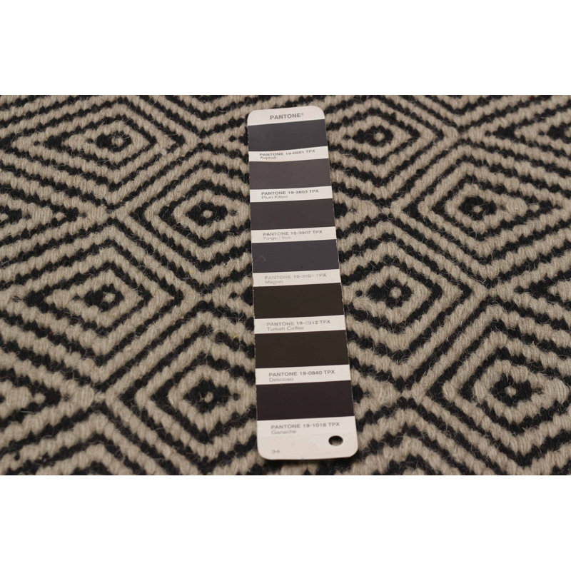 Kilim kaki Nevada 5 pi 2 po x 7 pi 5 po