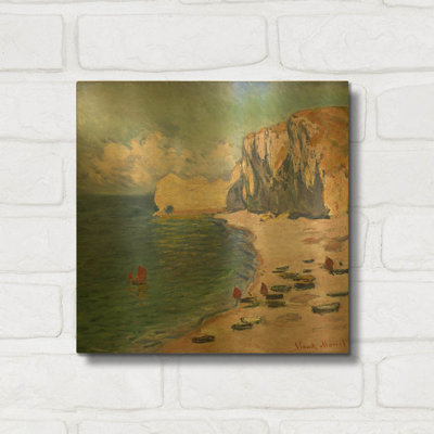 «Etretat, The Beach And The Falaise D Amont» par Claude Monet, art mural en métal doré, 12 po x 12 po