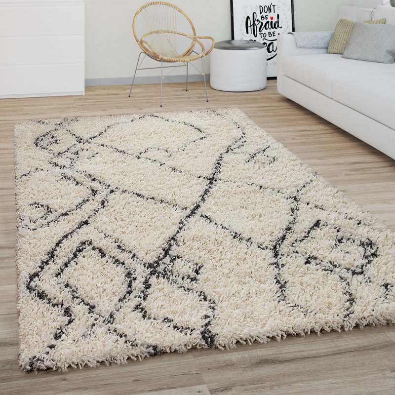Granjeno 100% Polypropylene Cream/Black Outdoor Rug, Round 200cm