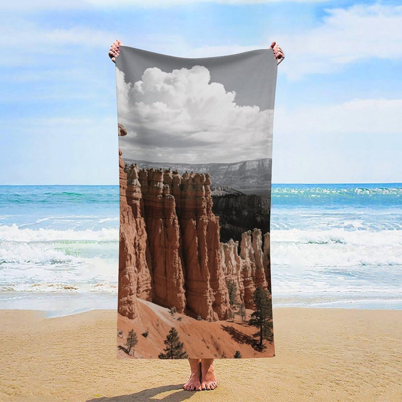 Serviette de plage en microfibre à séchage rapide Bryce Canyon, 32 x 63 po