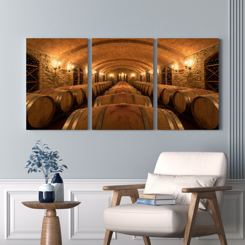 Ensemble de 3 tableaux muraux sur toile représentant un tunnel de cave à vin et de tonneaux, 2030