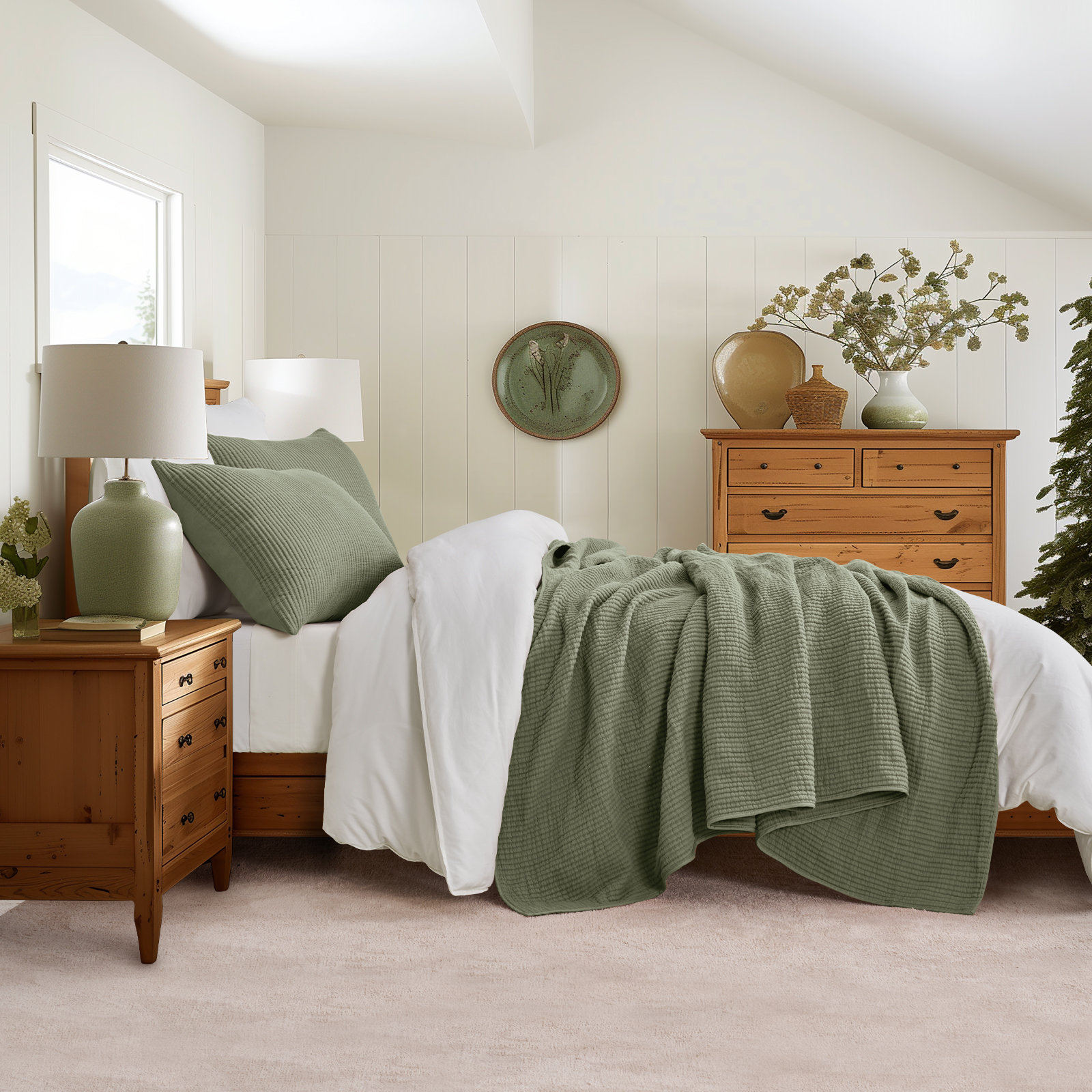 Ribbed Matelassé Cotton Coverlet Set, Queen Quilt + 2 Queen Shams, Olive Green