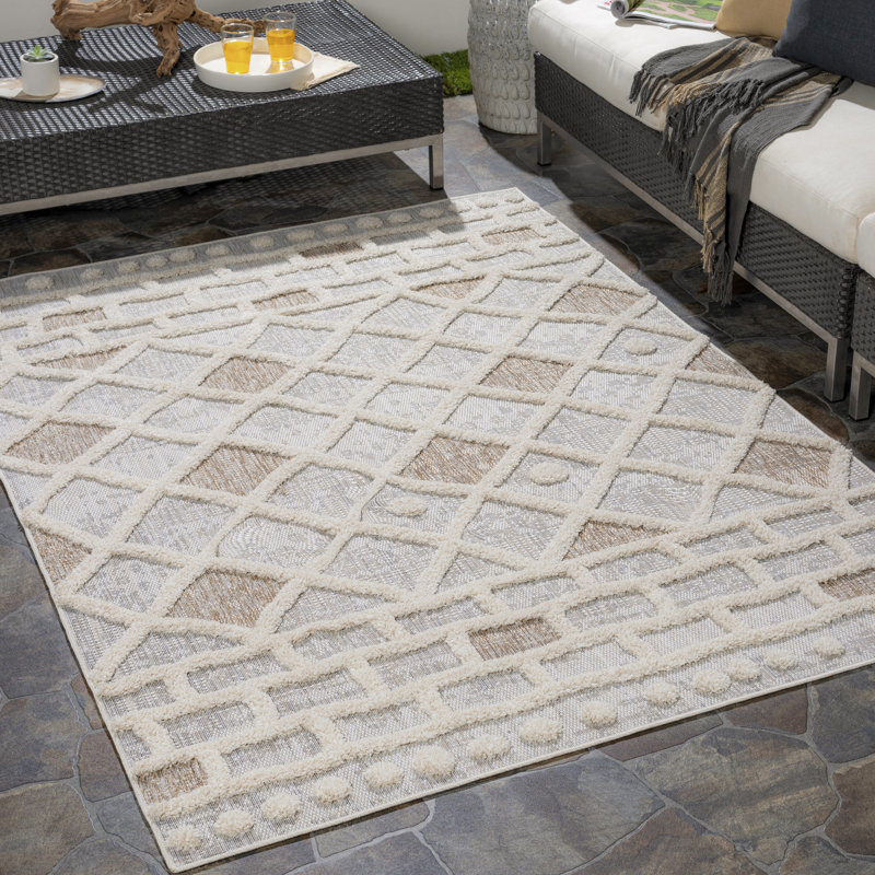 Tapis intérieur / extérieur gris / crème Herrell, Rectangle 5 pi 3 po x 7 pi