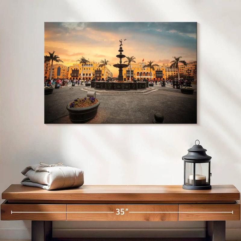 Lima Main Square, 16" H x 24" W