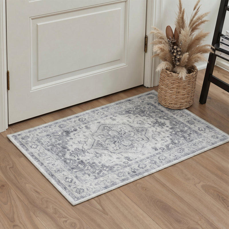 Medallia Floral Machine Washable Grey Indoor Area Rug with Non-Slip Backing, Round 5'