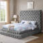 Grand lit Steph, revêtement en flanelle capitonnée à boutons gris, tête de lit très grand-117559560