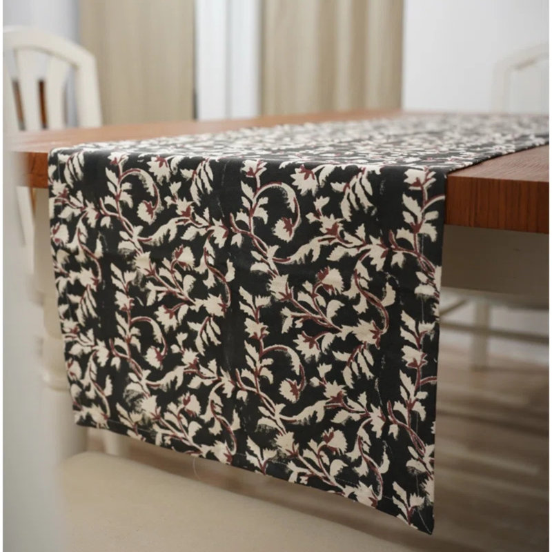 Chemin de table Red Barrel Studio® 16X106, Rectangle 11 po