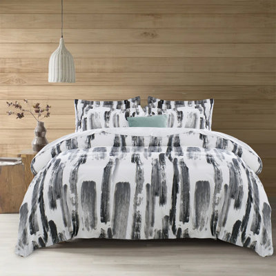Braylene Microfiber Duvet Cover Set with Pillowcases