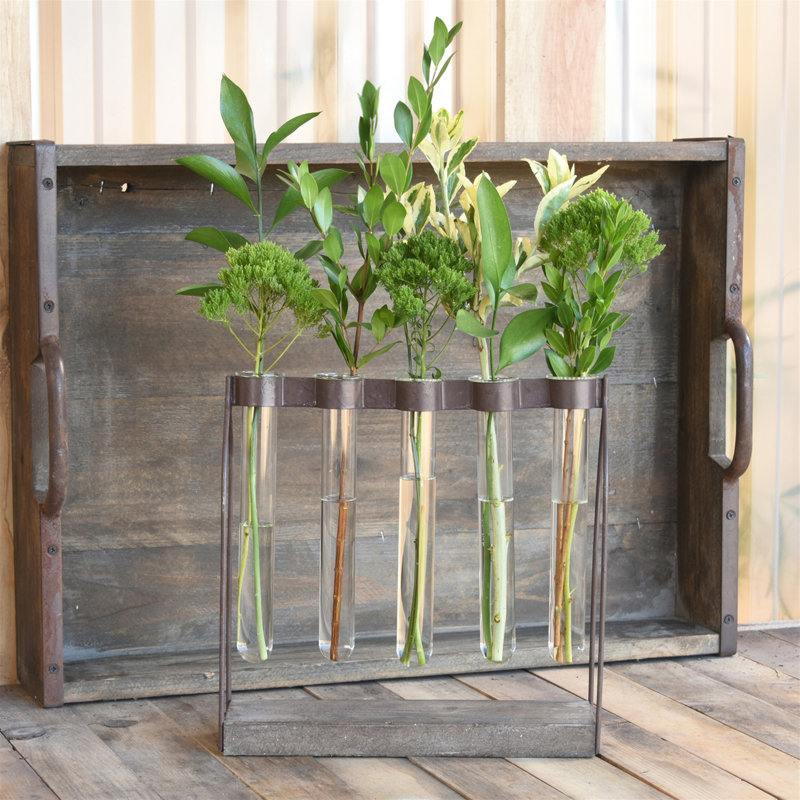 Vase en fer et bois quintuple, H 9,75 po x l 5 po x P 3,5 po