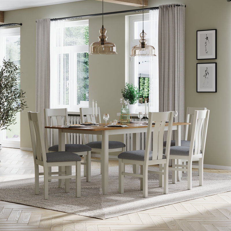 Dawrin Extendable Dining Table