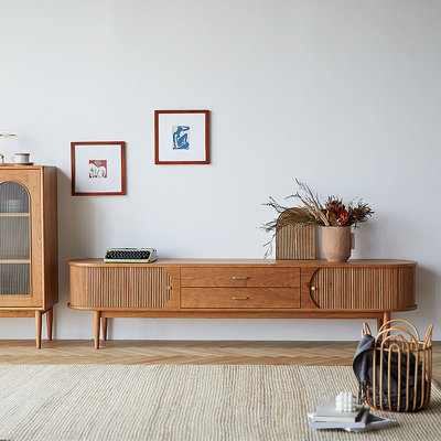 Armoire audiovisuelle en cerisier massif