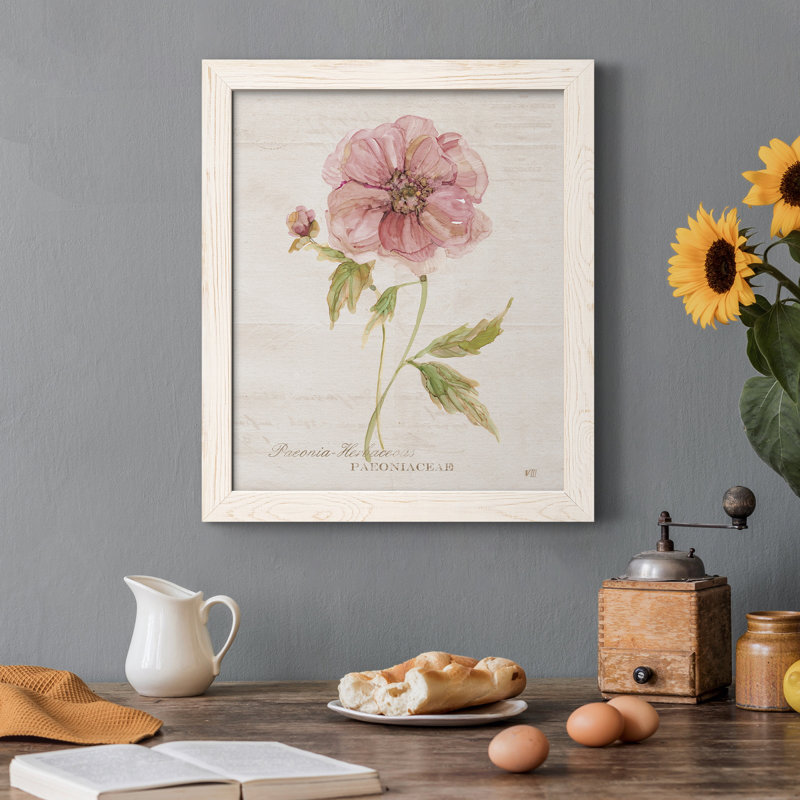Soft Peony - peinture sur toile encadrée, H 44 po x l 31 po x P 1 po, Blanc