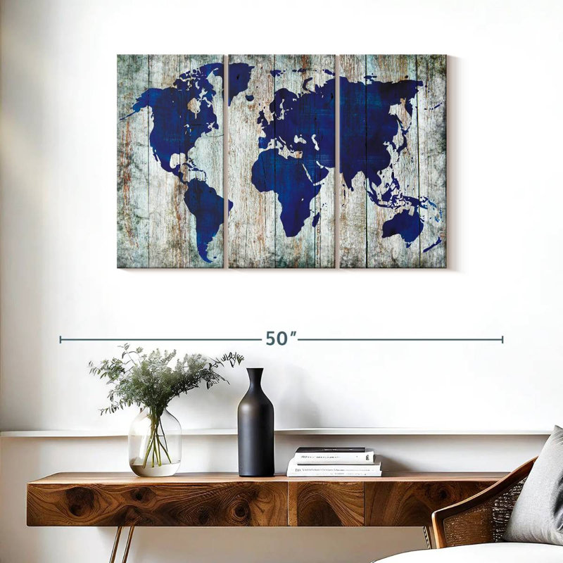 Carte du monde bleu Aliaz sur bois, H 24 po x l 38 po